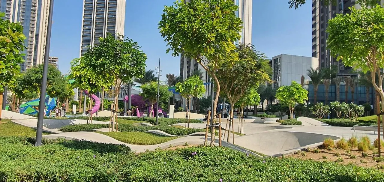 Svizona Premium 2 Bed I Panoramic Creek Views Apartment Dubai