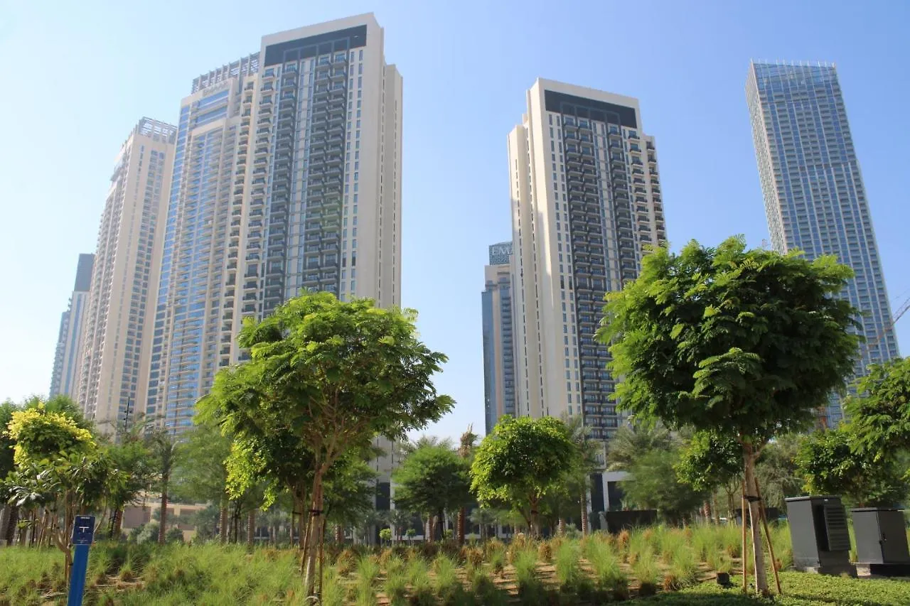 Svizona Premium 2 Bed I Panoramic Creek Views Daire Dubai